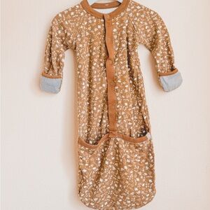 SOLD!🧺Goumi Sleep sack